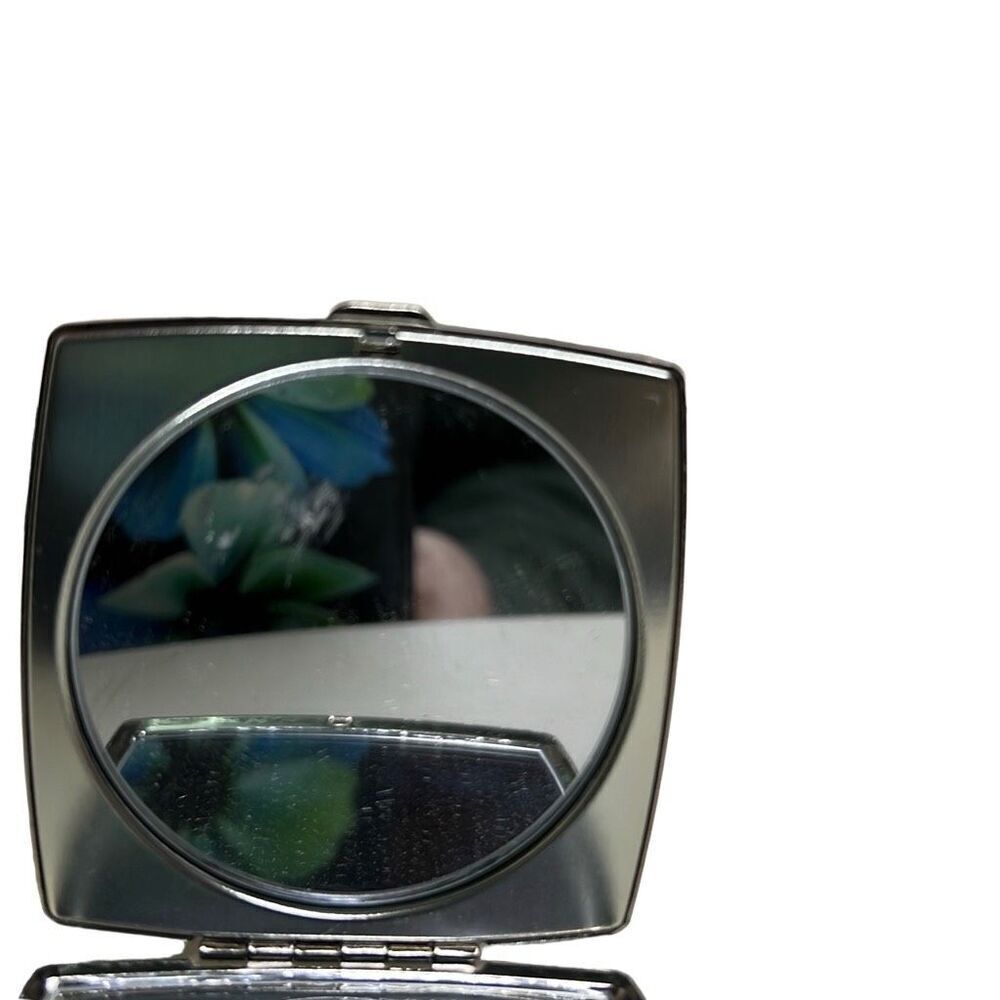St. John Classic Design Silver Tone Snap Logo Compact Mirror Size 2.5" x 2.5" - Picture 9 of 10